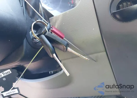 2005 Ford F-150 Stx/Xl/Xlt из США, поврежденный, VIN 1FTRF14W35NB49667